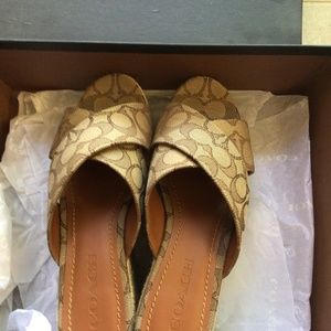 Coach sandals